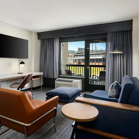 Courtyard By Marriott Chattanooga Downtown Exterior foto