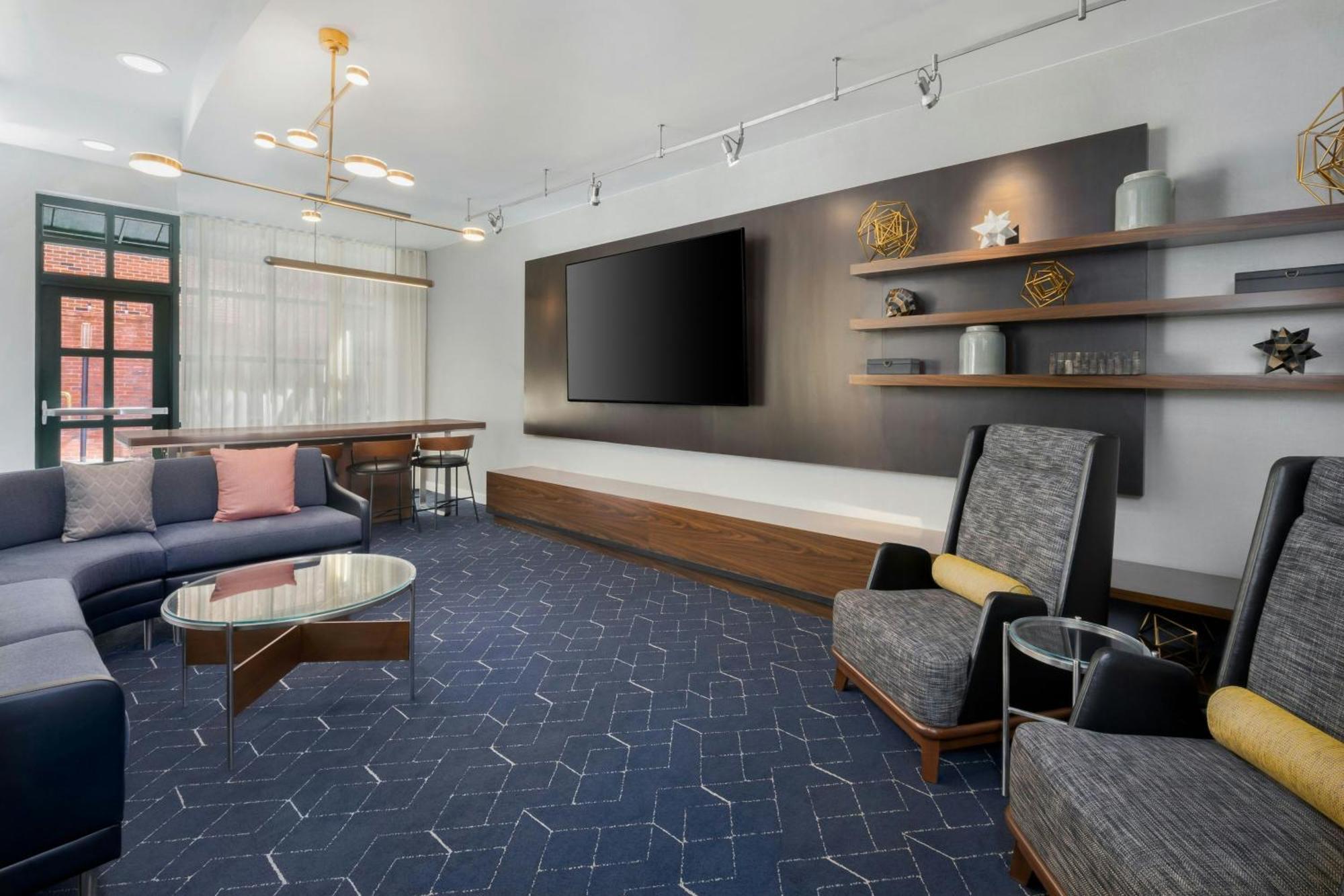 Courtyard By Marriott Downtown Chattanooga