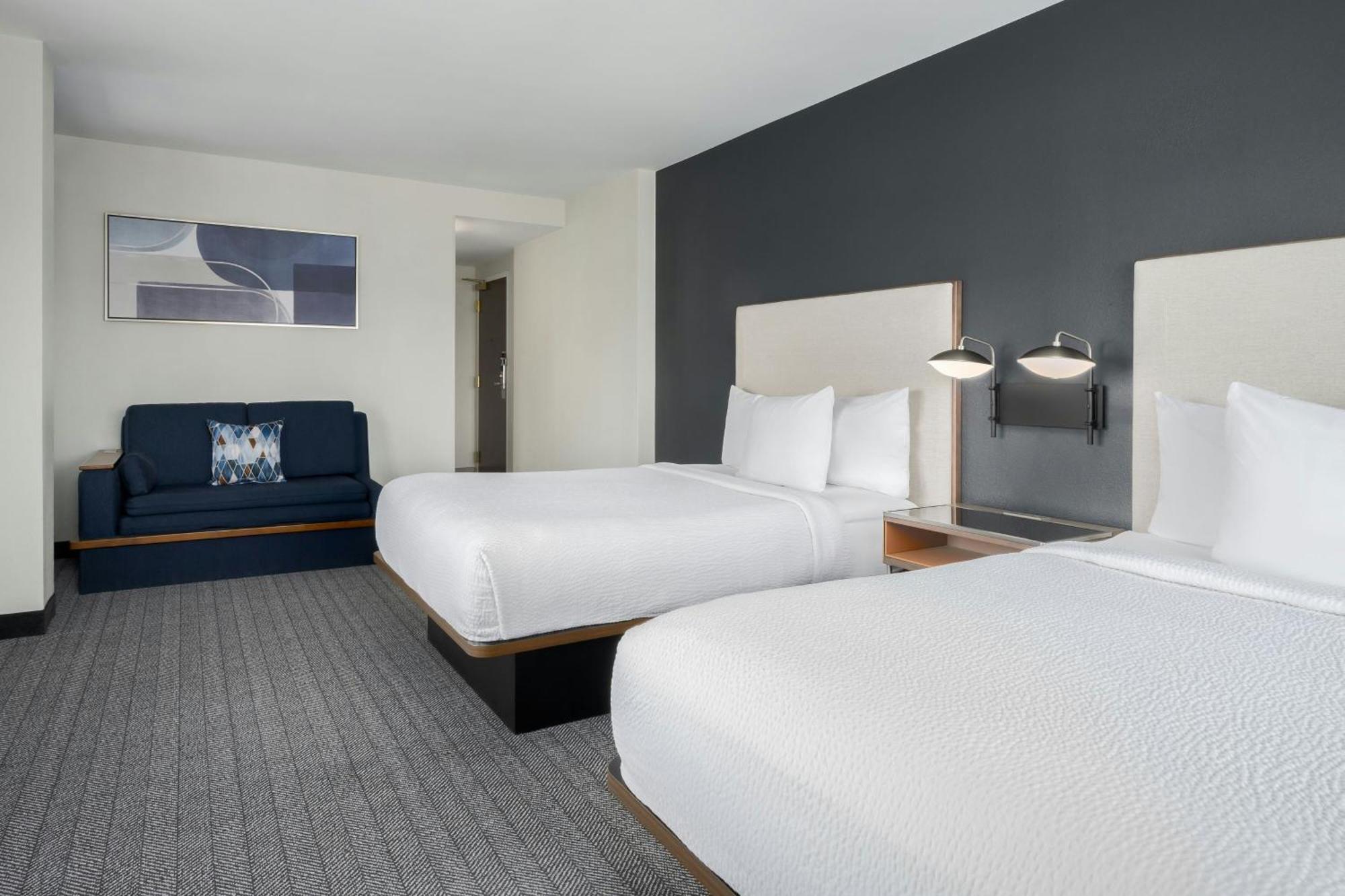 Hotel Courtyard By Marriott Downtown 3*