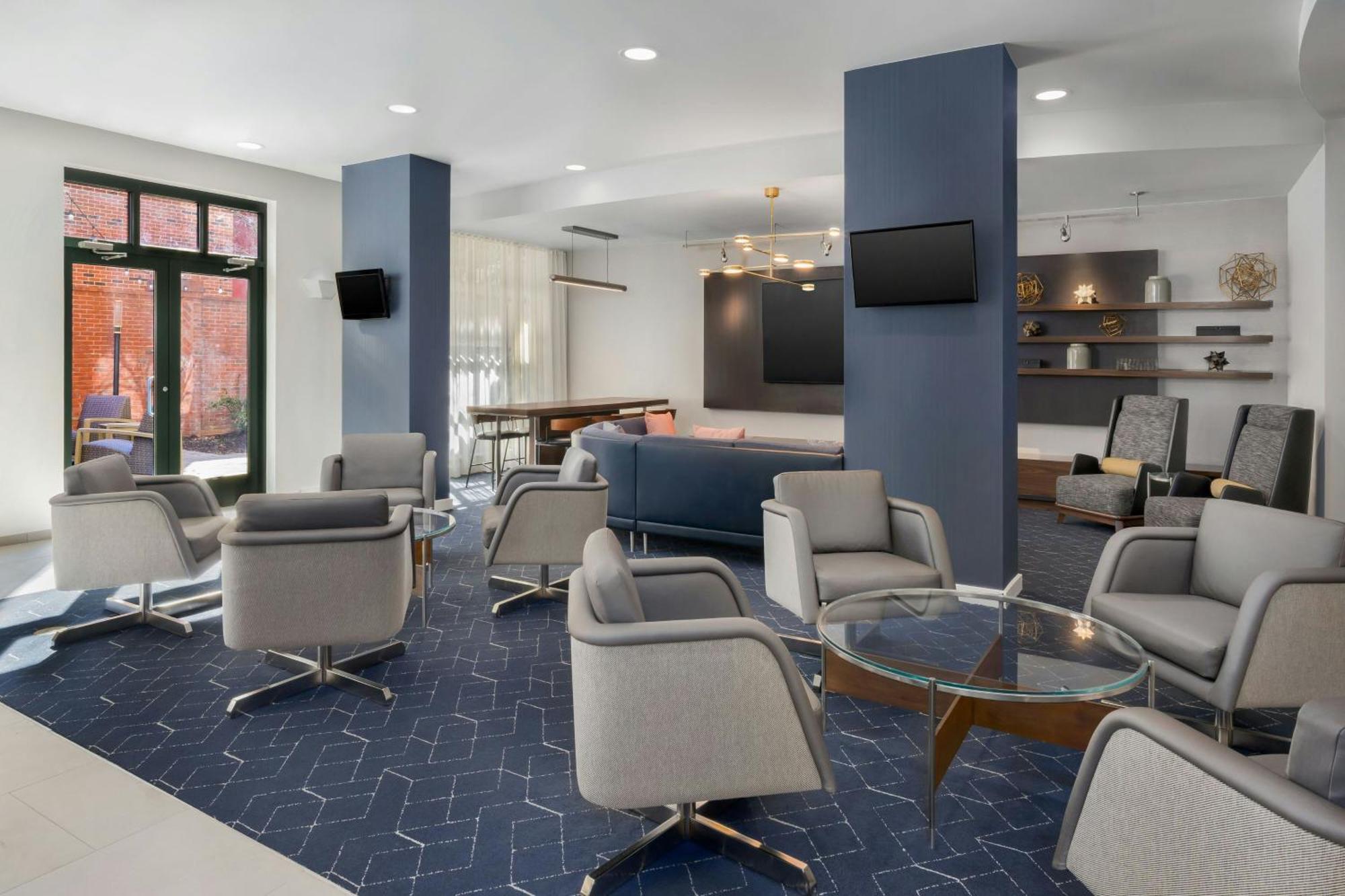 Courtyard By Marriott Downtown Hotel Chattanooga