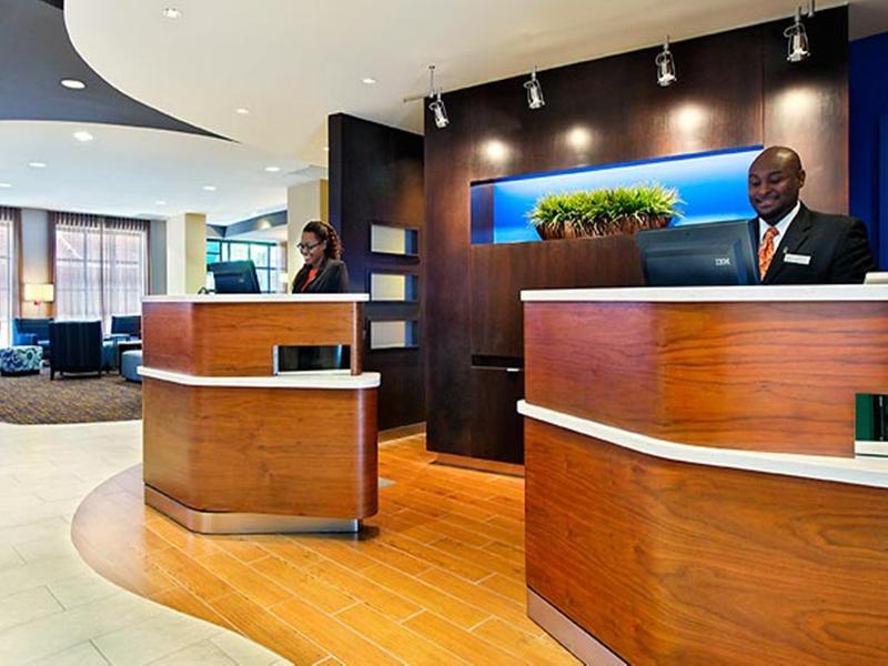 Hotel Courtyard By Marriott Downtown