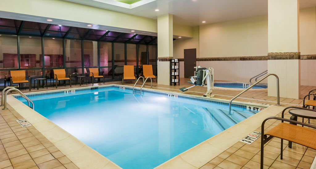 Courtyard By Marriott Downtown Chattanooga