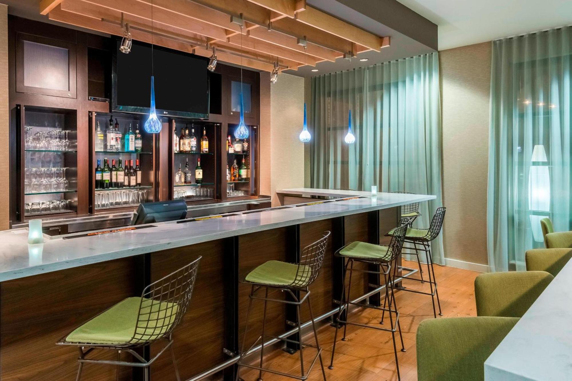 Courtyard By Marriott Downtown Hotel Chattanooga
