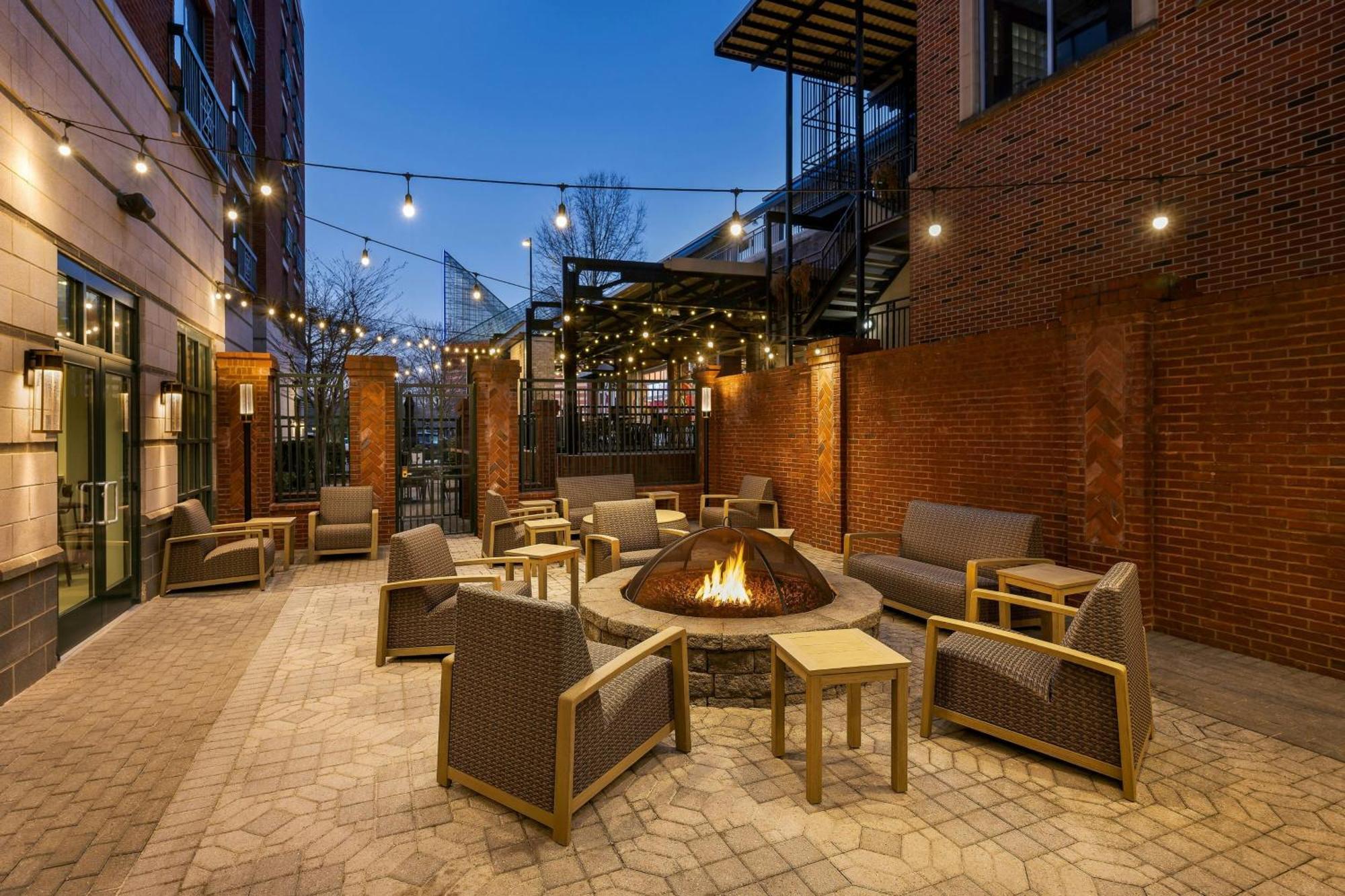 Hotel Courtyard By Marriott Downtown